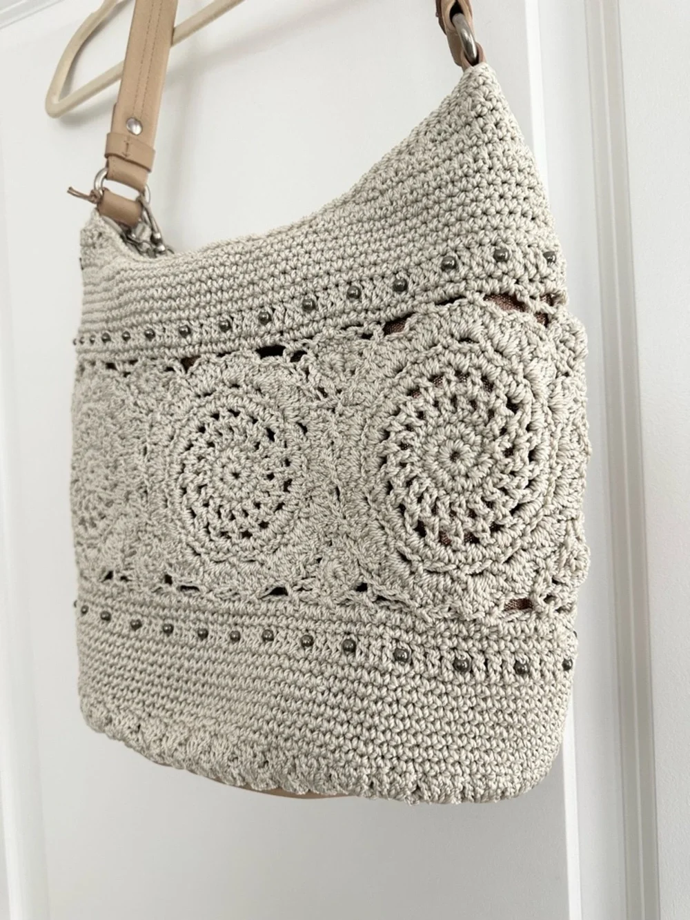 The Sak Sequoia Cream & Tan Crochet Leather Hobo Shoulder Bag with Bag Charm - Picture 13 of 17